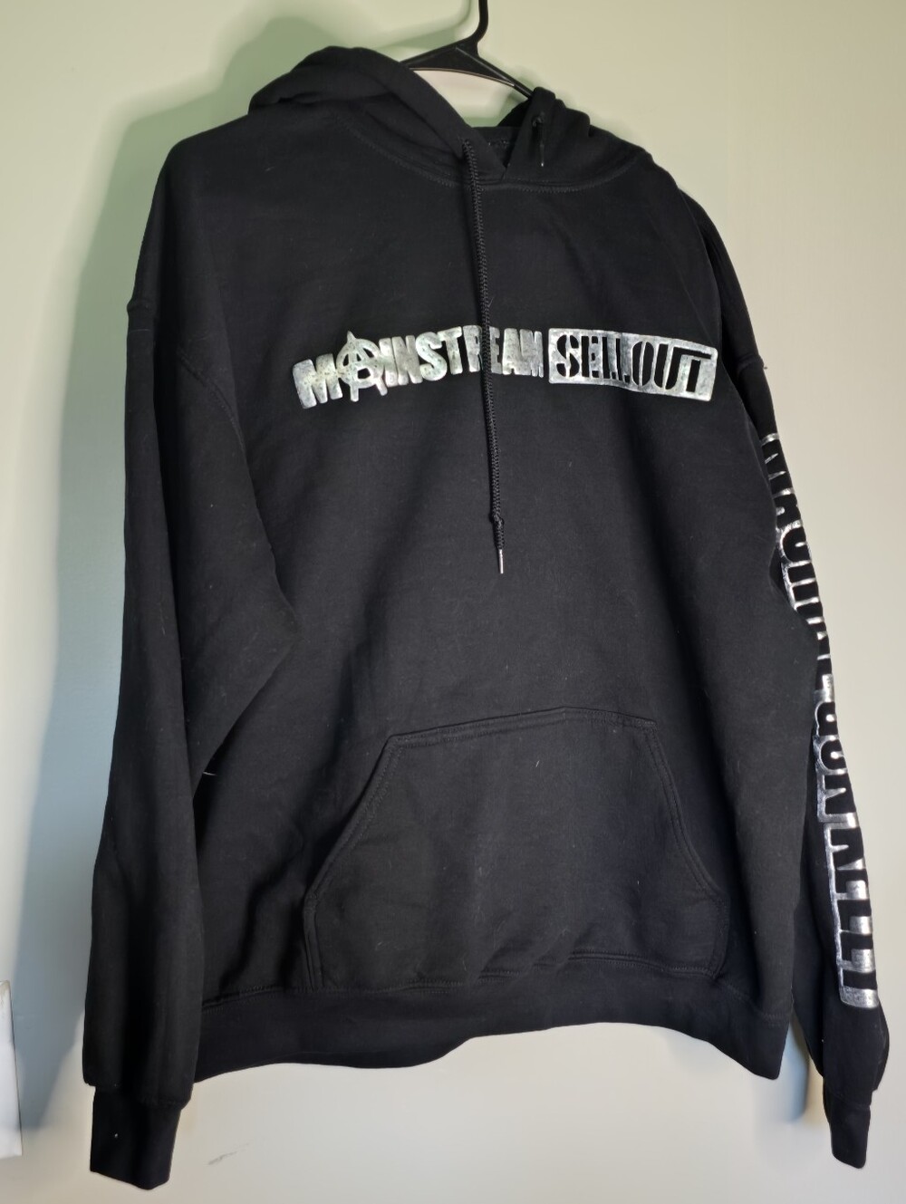 Machine Gun Kelly Black "Mainstream Sellout" Graphic Hoodie - Men